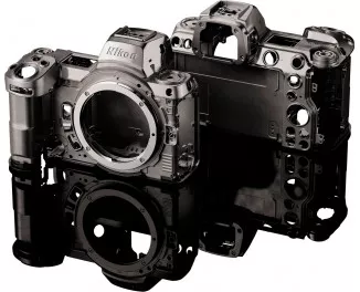 Беззеркальный фотоаппарат Nikon Z7 II + 24-70mm f4 Kit (VOA070K001)