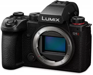 Беззеркальный фотоаппарат Panasonic Lumix S DC-S5 II Body (DC-S5M2EE)