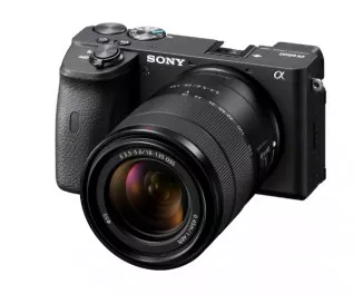 Беззеркальный фотоаппарат Sony Alpha A6600 kit (18-135mm) (ILCE6600MB.CEC)