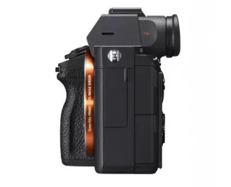 Бездзеркальний фотоапарат Sony Alpha A7 III kit (24-105 mm) f/4 G OSS (ILCE7M3GB)