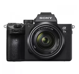 Бездзеркальний фотоапарат Sony Alpha A7 III kit (28-70mm) (ILCE7M3KB)