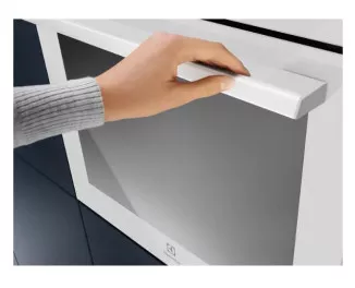 Духовка электрическая Electrolux EOB7S31V
