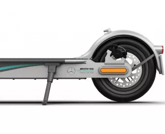 Электросамокат Xiaomi Mi Electric Scooter Pro 2 Mercedes-AMG Petronas F1 Team Edition (DDHBC11NEB)