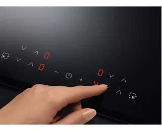 Индукционная варочная поверхность AEG IKB64301FB