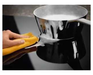 Індукційна варильна поверхня Electrolux CIV644