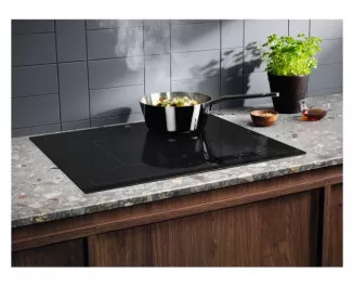 Індукційна варильна поверхня Electrolux EIS6648
