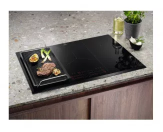 Індукційна варильна поверхня Electrolux EIV84550