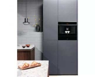 Кавомашина автоматична Electrolux EBC85X