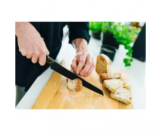Кухонный нож для хлеба Fiskars Edge, 23.4см, нержавеющая сталь, пластик, черный
