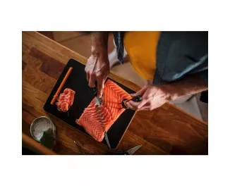 Кухонный нож филейный Fiskars Functional Form, 21.6см, нержавеющая сталь, пластик, черный