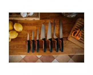 Кухонный нож филейный Fiskars Functional Form, 21.6см, нержавеющая сталь, пластик, черный