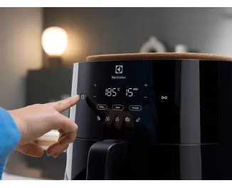 Мультипіч (аерофритюрниця) Electrolux EAF5B