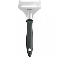Кухонний горіх для сиру 17 см Fiskars Essential (1065588)