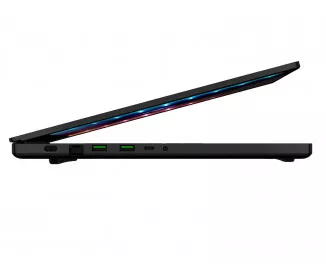 Ноутбук Razer Blade Pro 17 (RZ09-0368AEA2-R3U1) Black