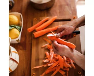 Нож для корнеплодов с прямым лезвием Fiskars Functional Form 80 мм (1057544)