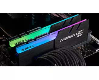 Оперативна пам'ять DDR4 32 Gb (3200 MHz) (Kit 16 Gb x 2) G.SKILL Trident Z RGB Black For AMD (F4-3200C16D-32GTZRX)