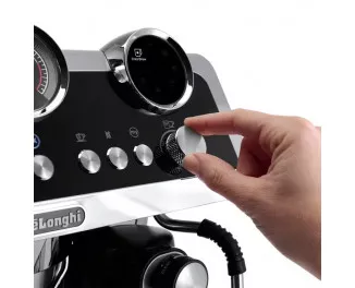Рожкова кавоварка DeLonghi La Specialista Maestro EC 9865.M