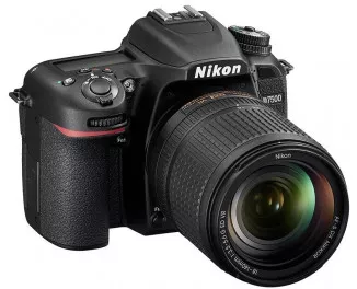 Зеркальный фотоаппарат Nikon D7500 + 18-140VR (VBA510K002)