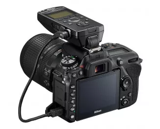 Зеркальный фотоаппарат Nikon D7500 + 18-140VR (VBA510K002)